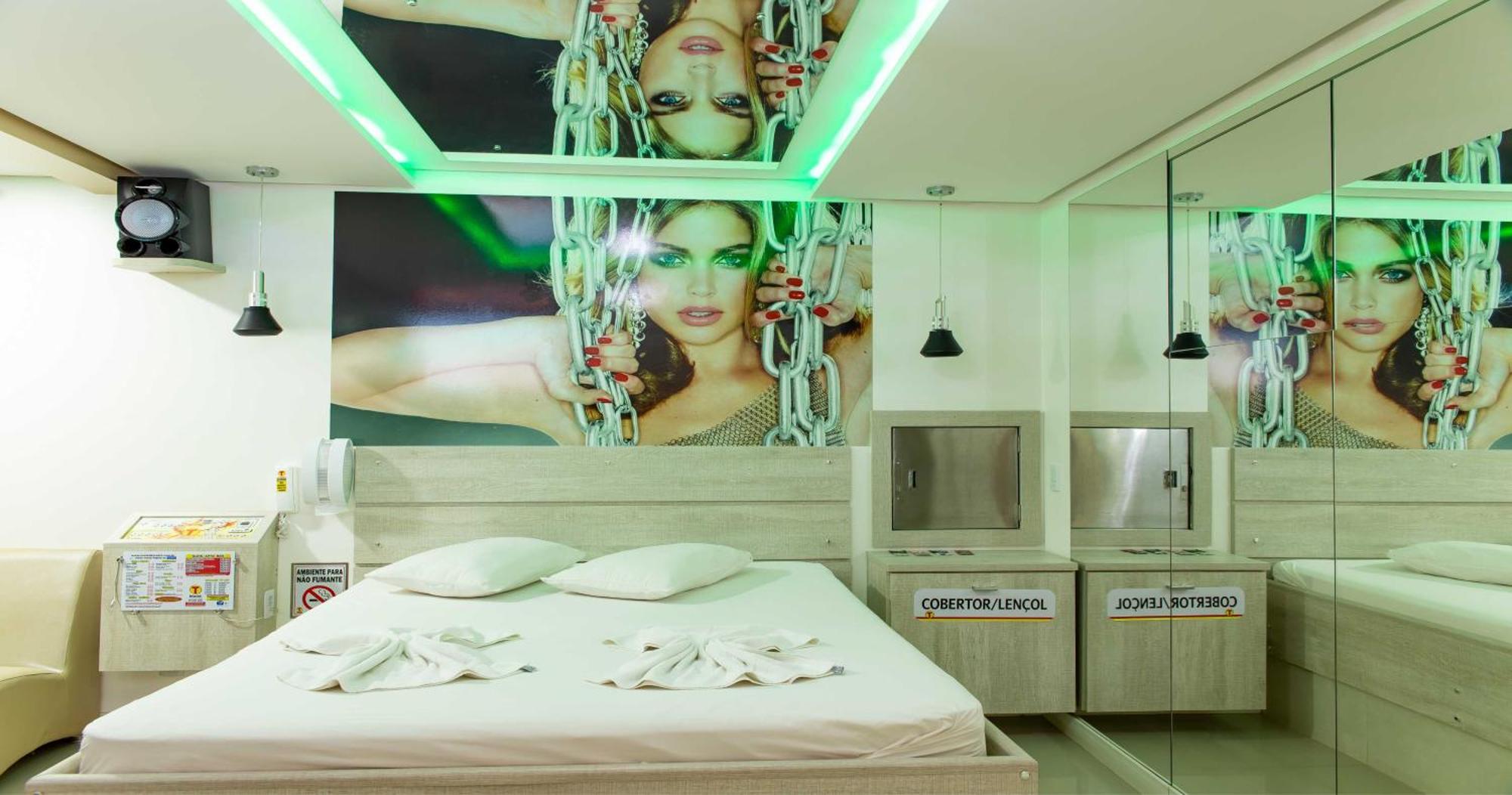 Motel Drive In T - Prolongamento Da Avenida Getulio Vargas Facil Acesso Ao Shopping Patio Chapecó Εξωτερικό φωτογραφία