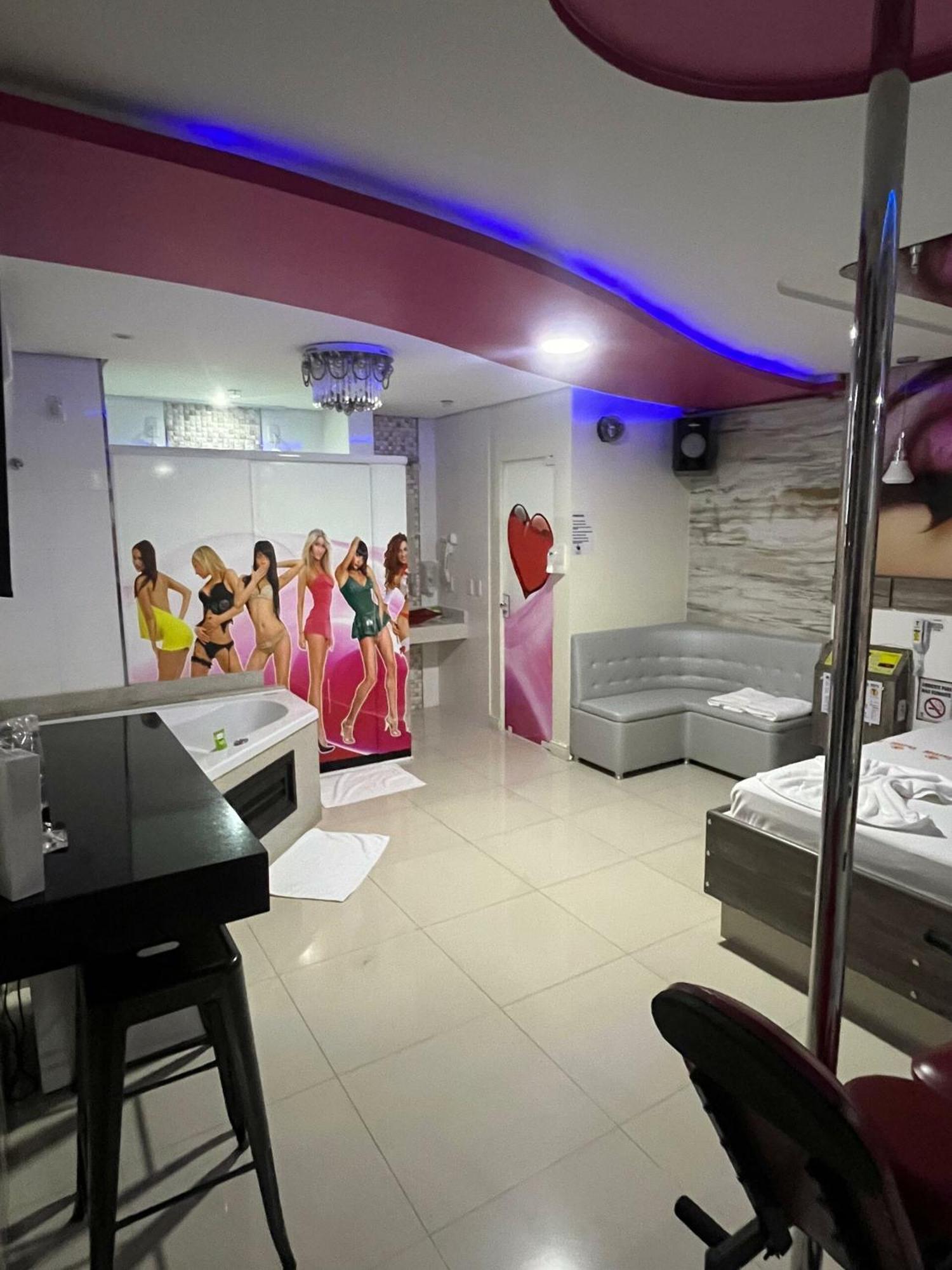 Motel Drive In T - Prolongamento Da Avenida Getulio Vargas Facil Acesso Ao Shopping Patio Chapecó Εξωτερικό φωτογραφία